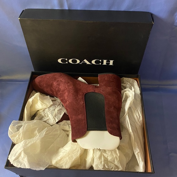 Coach Tia Ankle Slip On Suede Bootie In Wine Sz 8 FG2911 - Picture 1 of 15